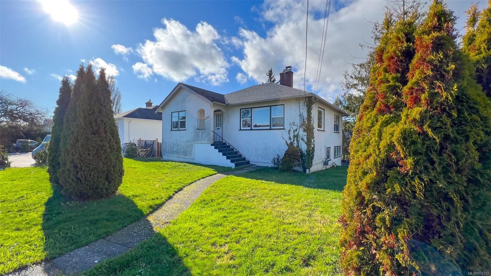 New property listed in SE Camosun, Saanich East
